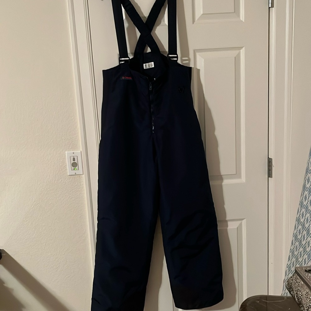 Columbia snowboarding pants for men . Size  L .Color blue